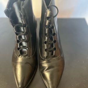 Vintage Wild Pair Black Lace Up Granny Booties Size 7.5